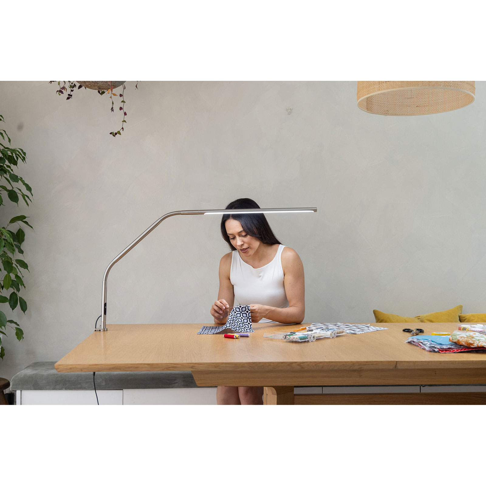 Daylight E35109 Slimline 4 Tafellamp - Brushed Steel - STUK