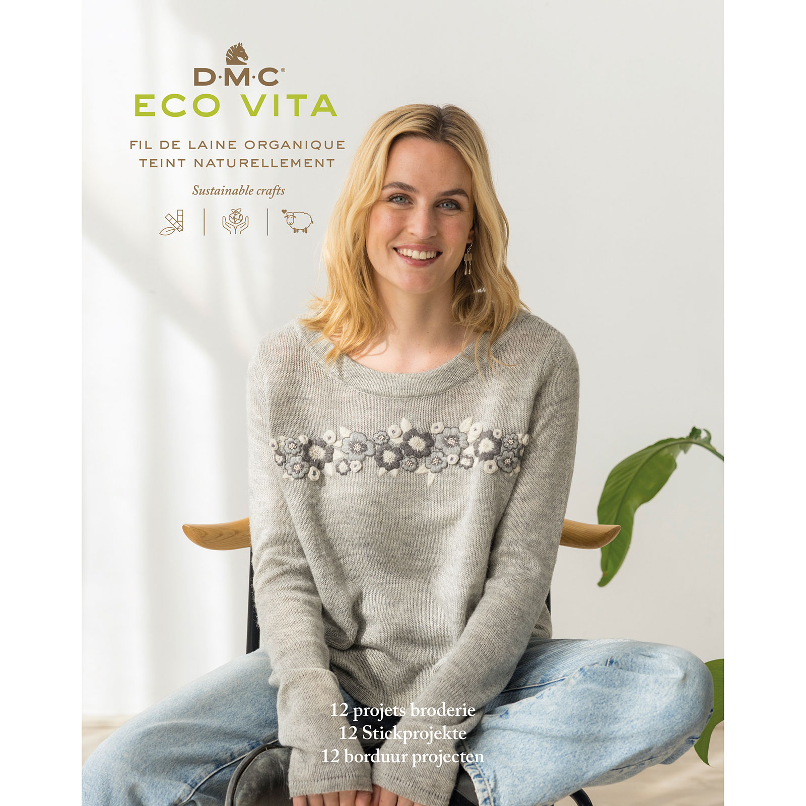 DMC 15908.F22 Boek Eco Vita Inspiration 360 Clothing embellishment, 12 borduur projecten - Nederlandse, Franse en Duits taal. - STUK