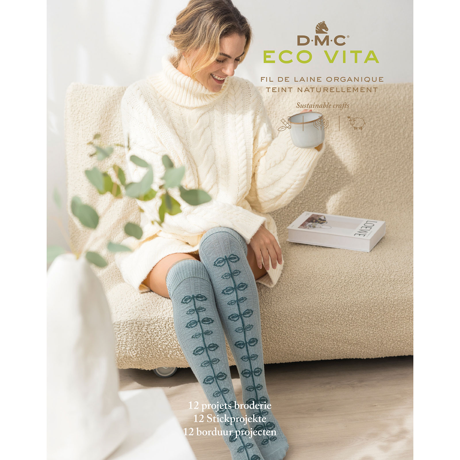 DMC 15909.F22 Boek Eco Vita Inspiration 360 Embellishing socks, 12 borduur projecten - Nederlandse, Franse en Duits taal. - STUK
