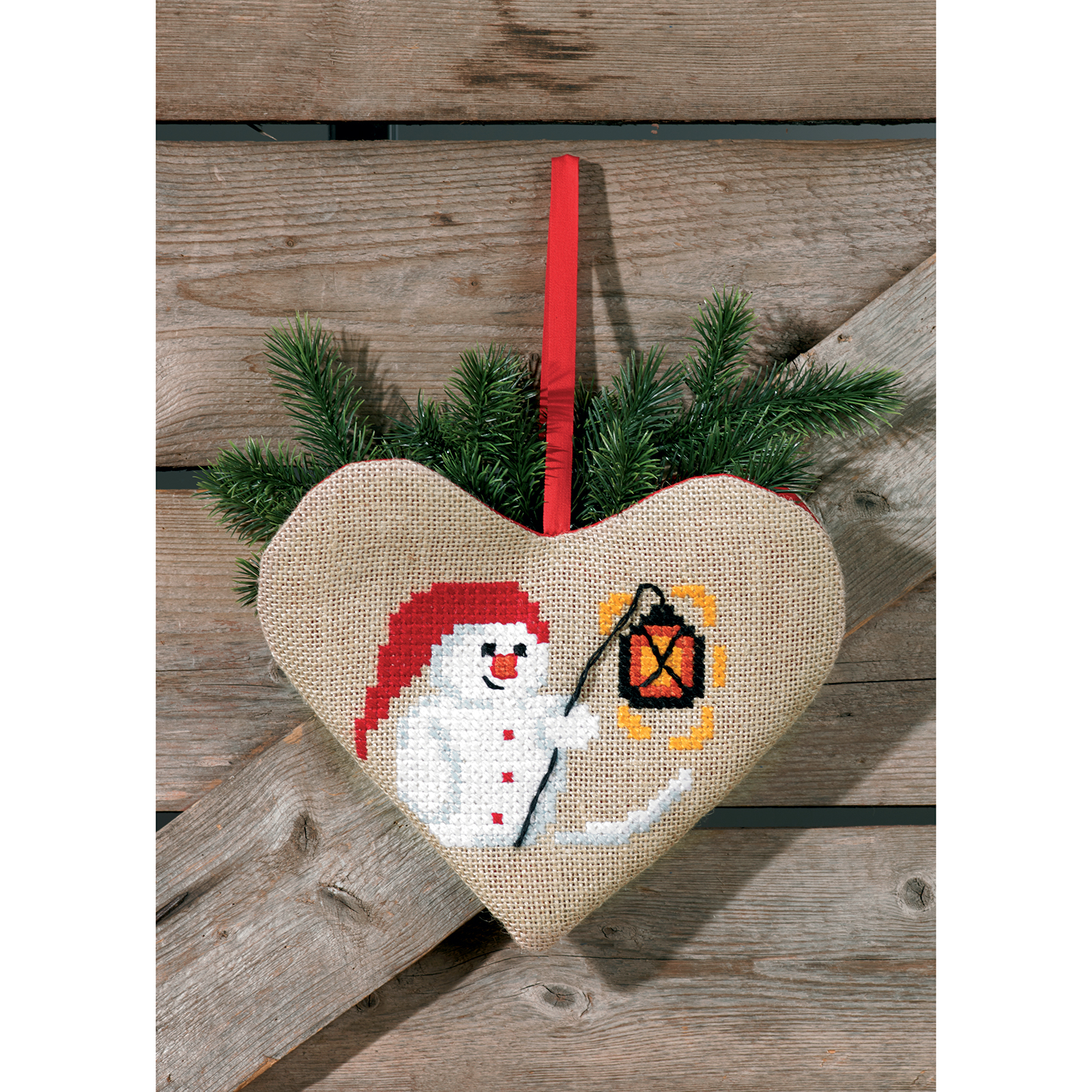 Permin 21-8214 Borduurpakket Sneeuwpop, Hart 28x24 cm - STUK