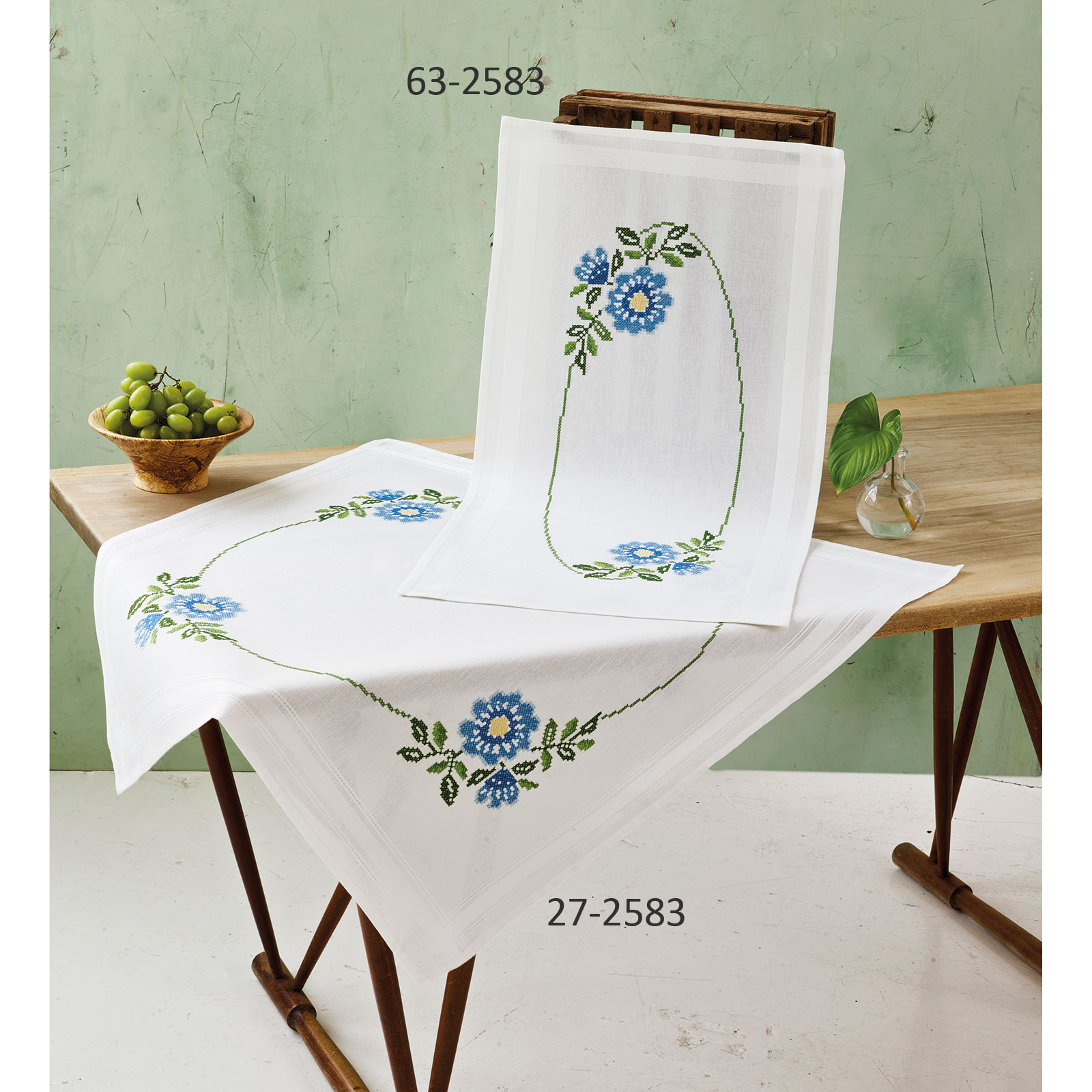 Permin 27-2583 Borduurpakket Bloemen 80x80cm - STUK