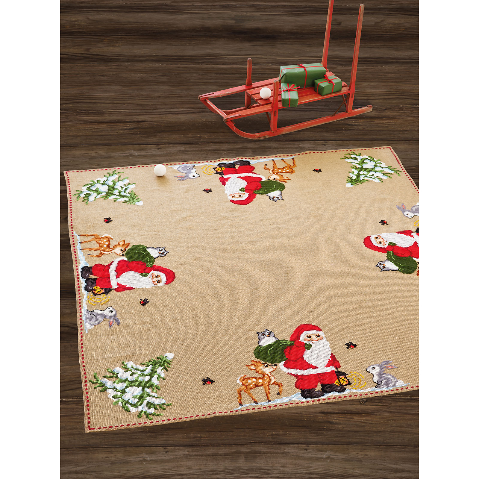 Permin 45-2211 Borduurpakket Kerstman uil 172x172cm - STUK