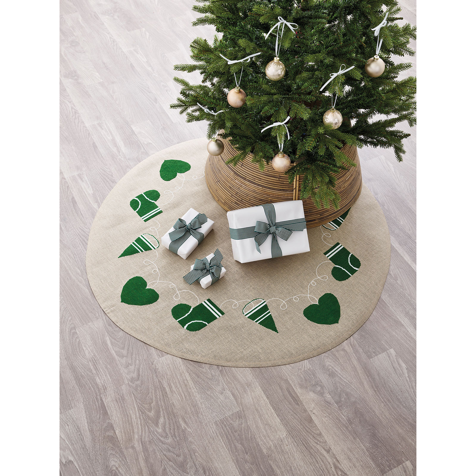 Permin 45-5275 Borduurpakket Kerstboomrok Ø125 cm - STUK