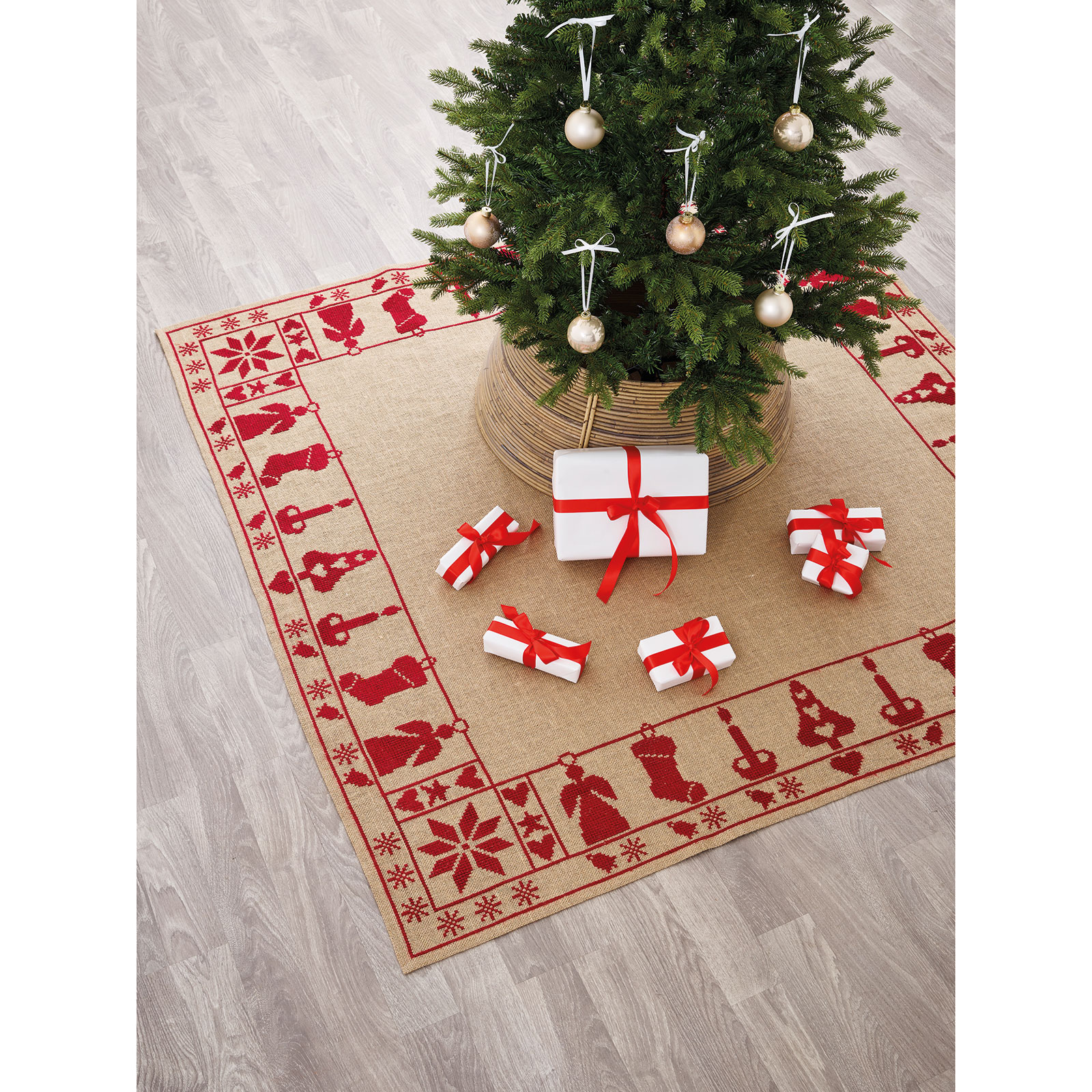 Permin 45-5276 Borduurpakket Kerstboomrok vierkant 170x170cm - STUK