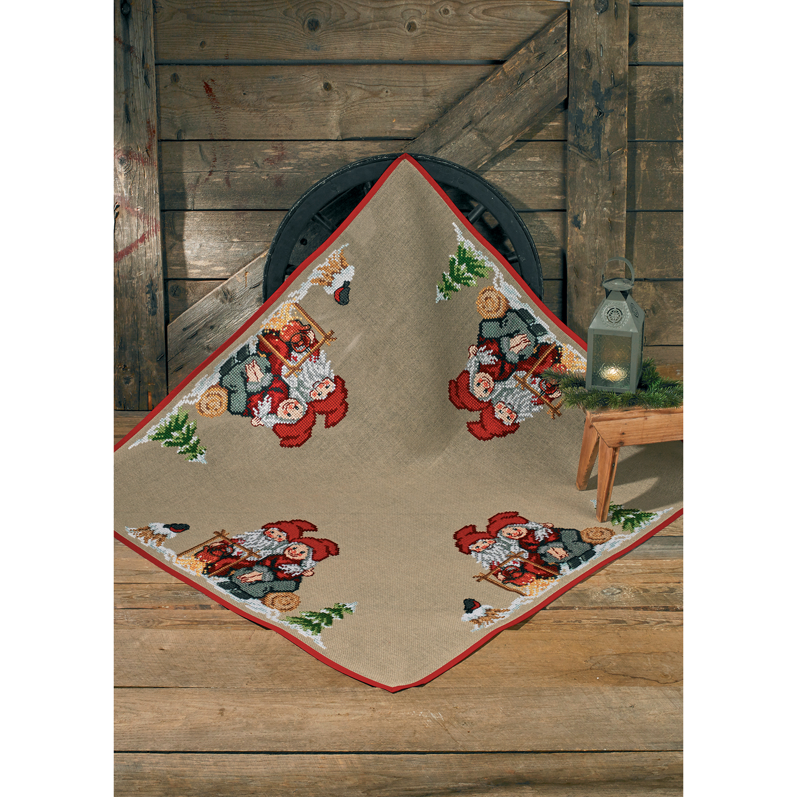 Permin 45-9239 Borduurpakket Kerstman en - vrouw 123x123 cm - STUK