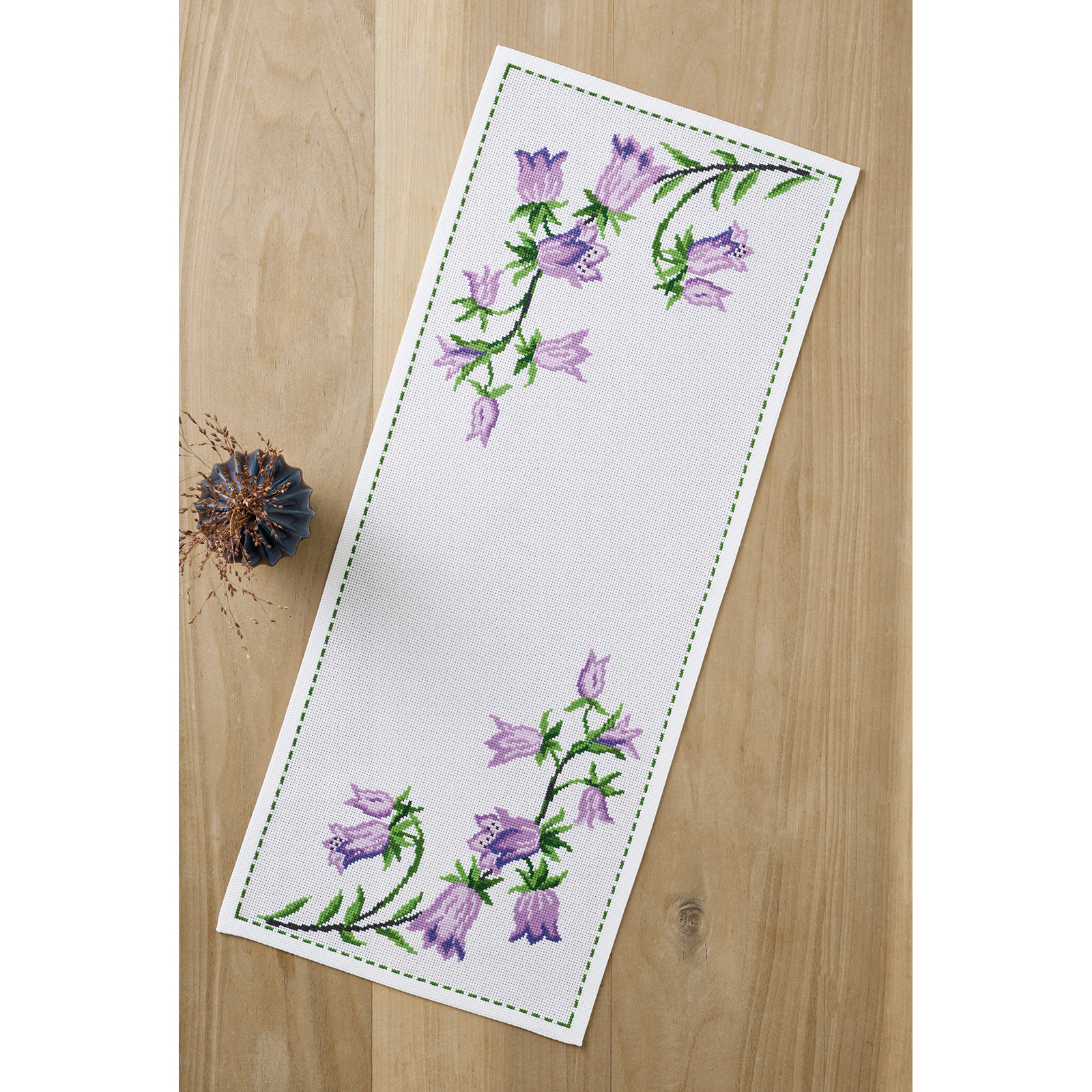 Permin 63-5157 Borduurpakket Klokjesbloem 27x64cm - STUK