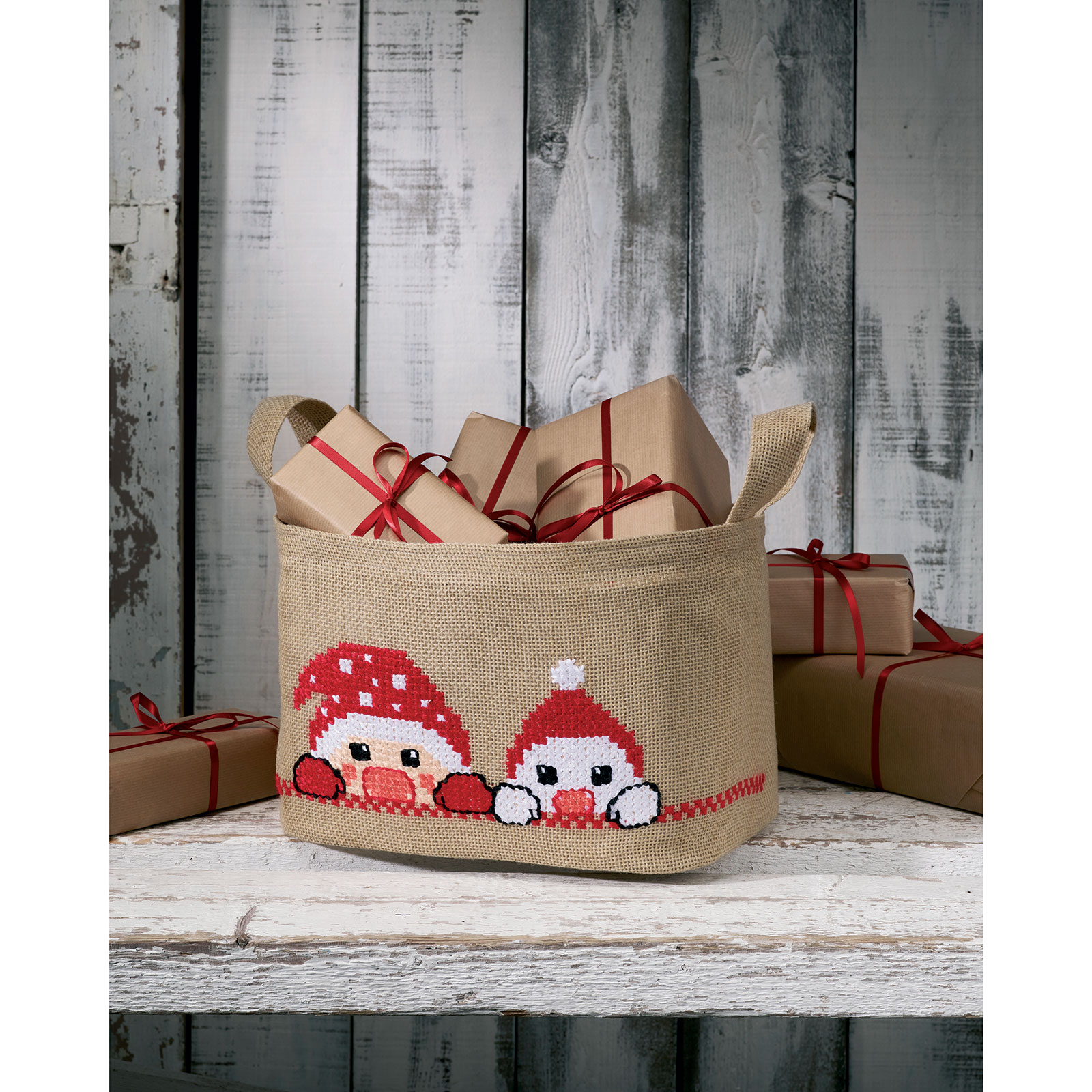 Permin 79-1248 Borduurpakket Kerst mandje 30x22 cm - STUK