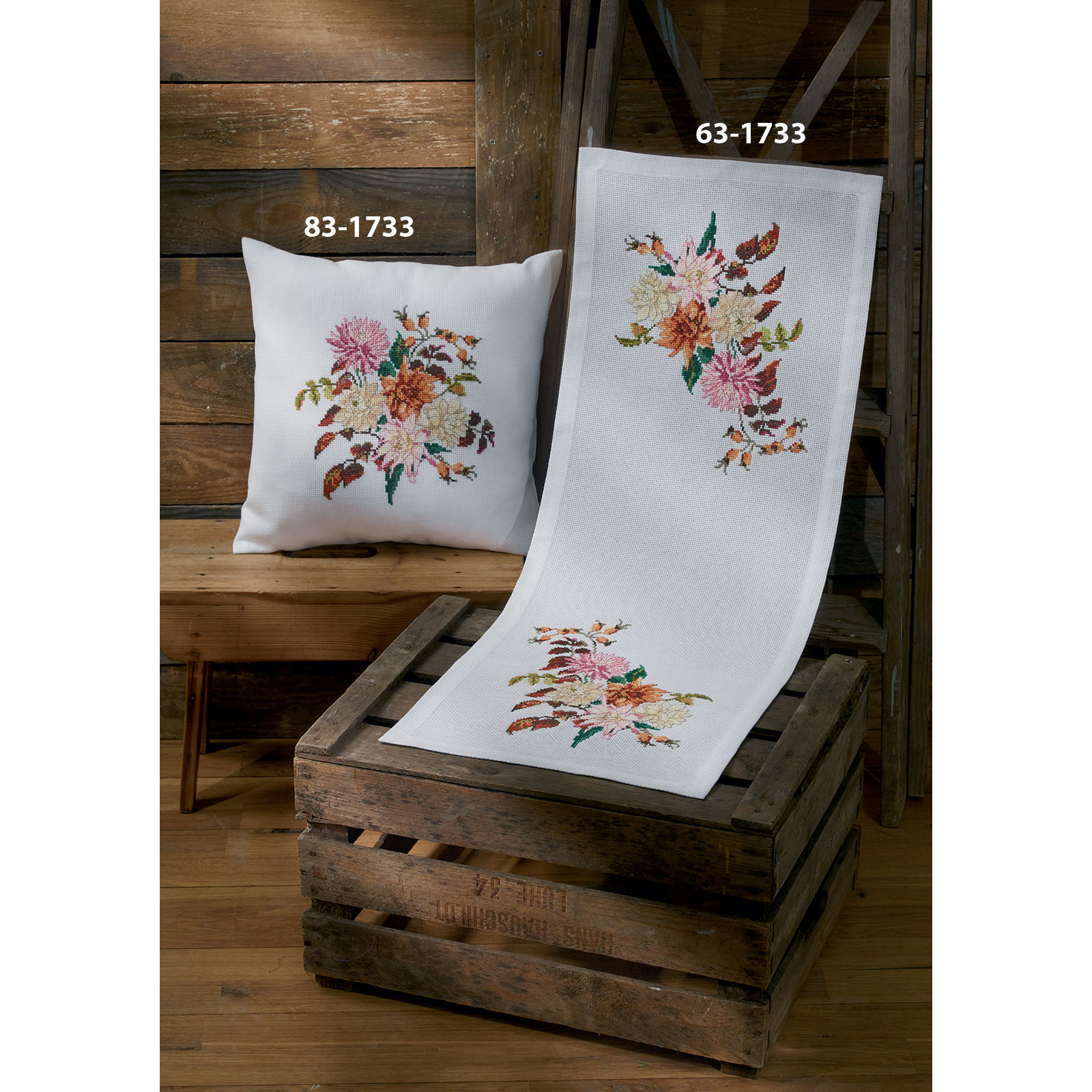 Permin 831733 Borduurpakket Dahlia 38x38cm - STUK