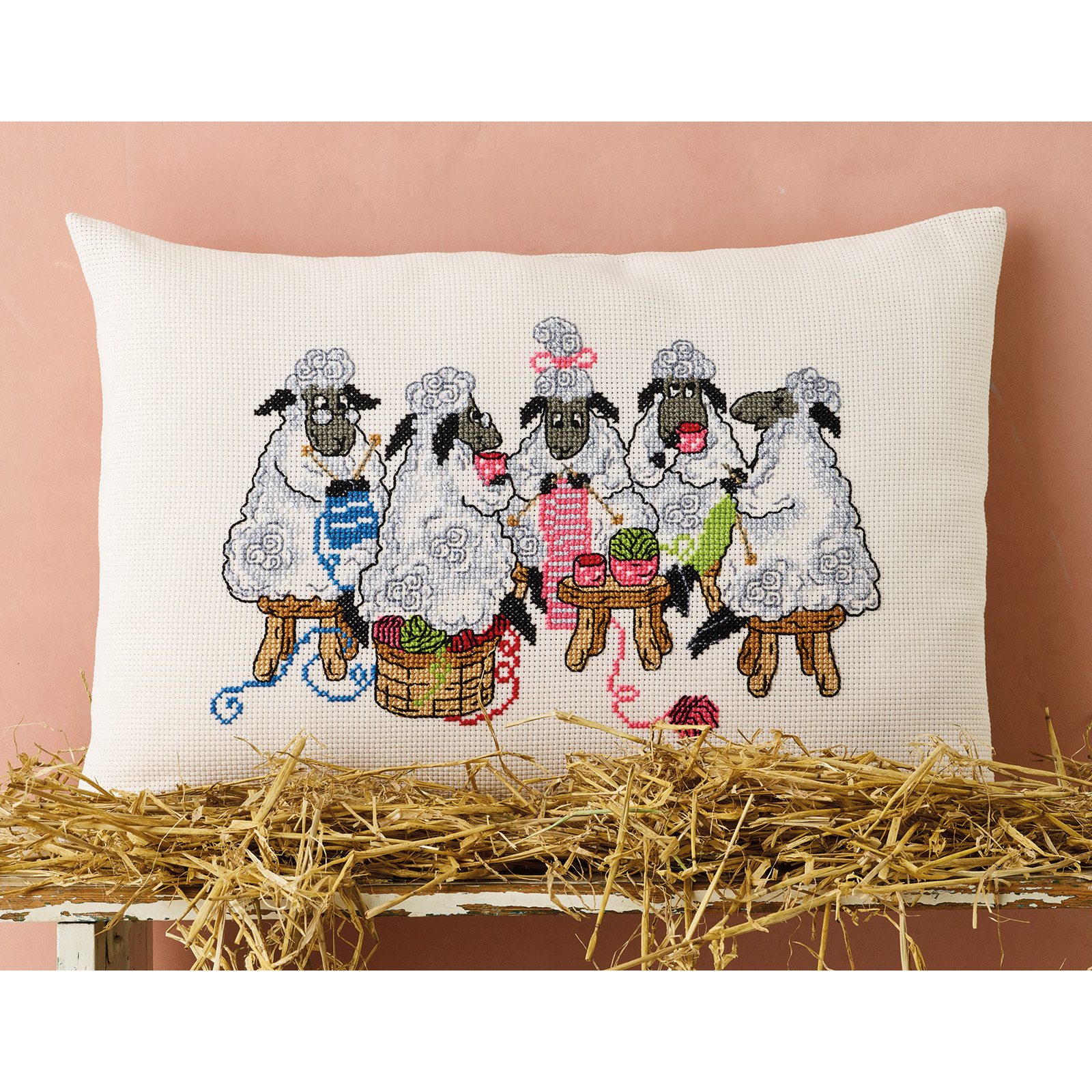 Permin 83-5118 Borduurpakket Schapen die breien 58x40cm - STUK