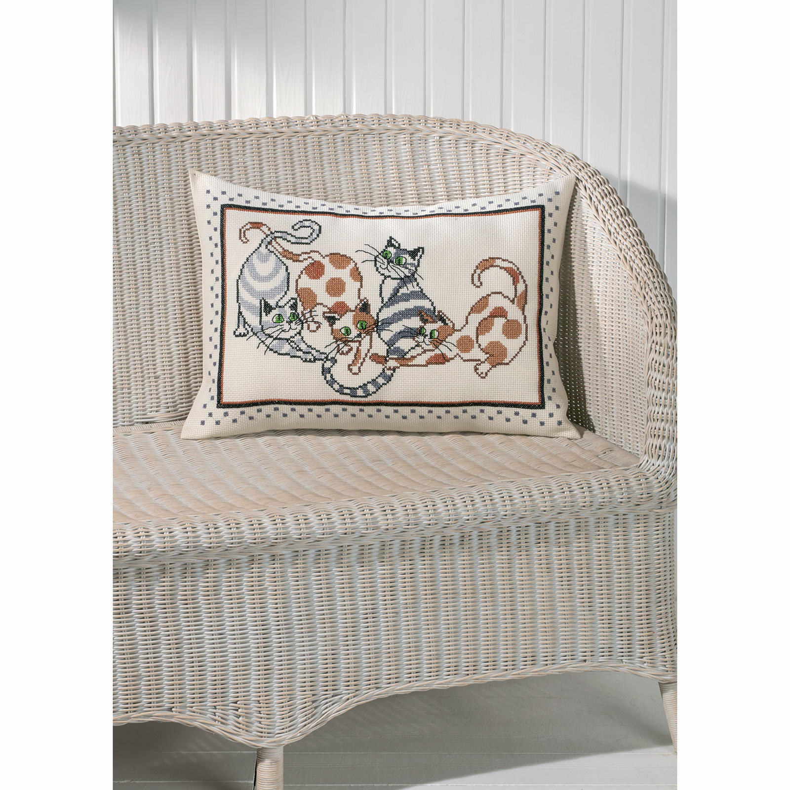 Permin 83-7826 Borduurpakket Kat kussen 58x40 cm - STUK