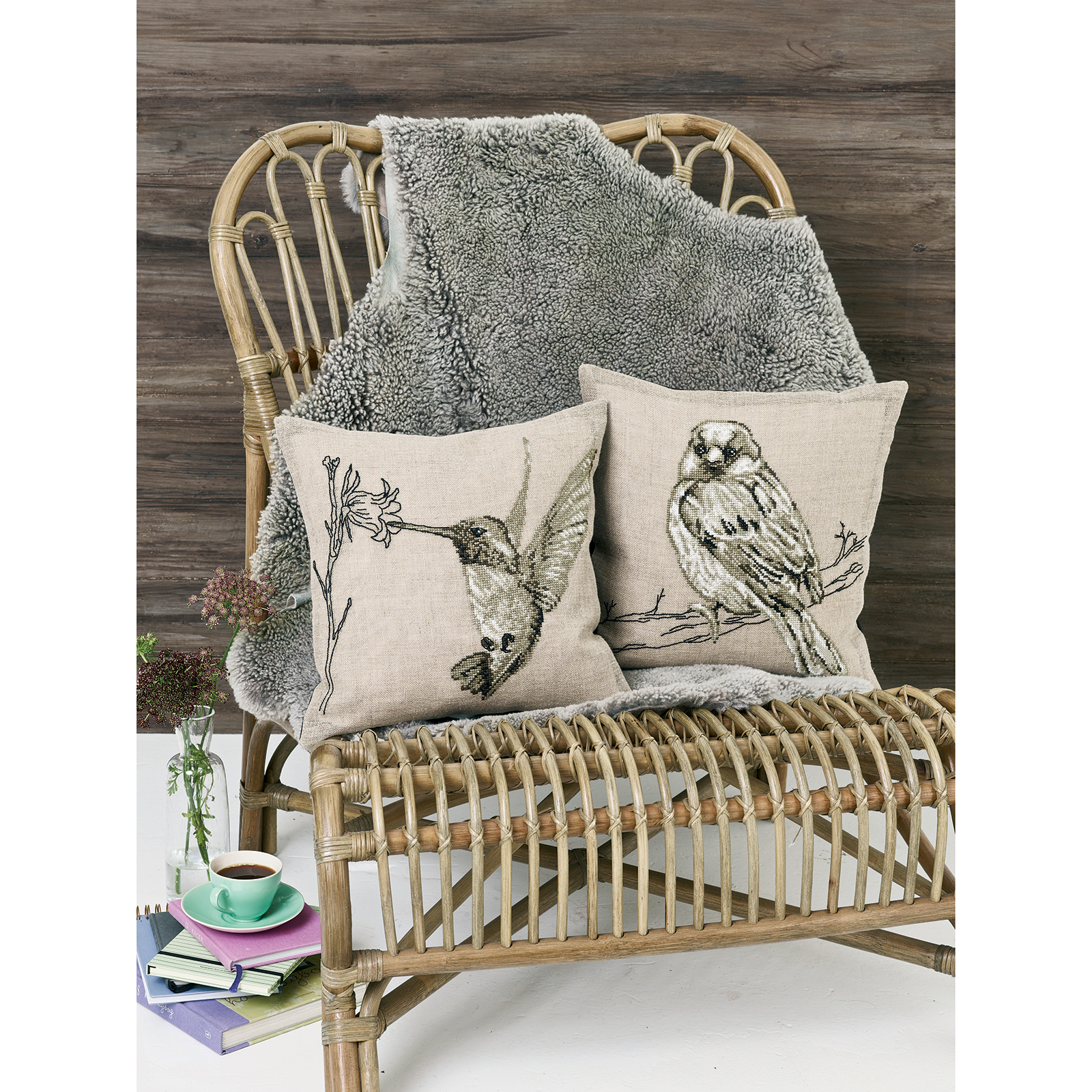 Permin 83-8419 Kussen Borduurpakket HummingVogel 40x40 cm - STUK