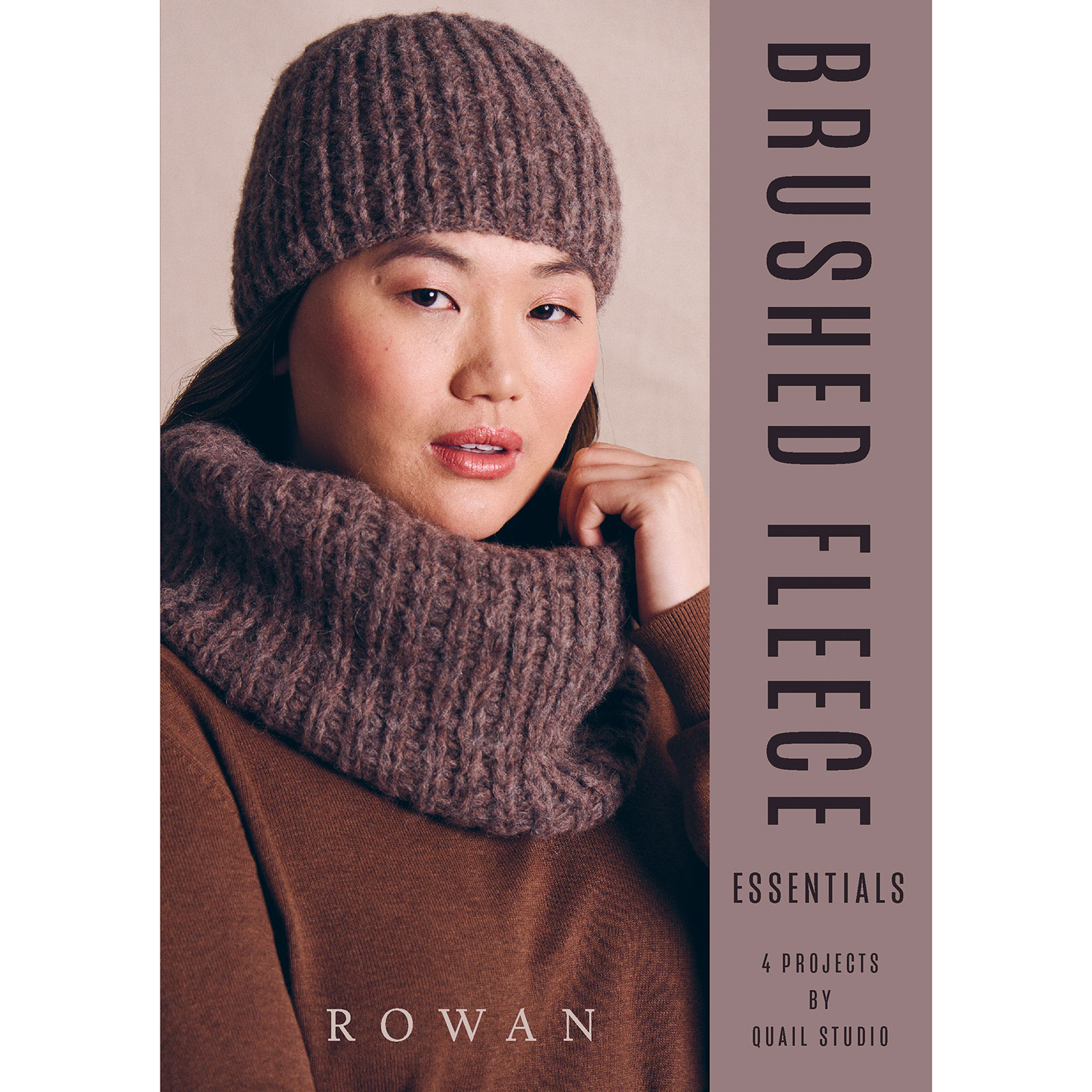 Rowan ZB370 Patronenboek Brushed Fleece Essentials 4 projects Engelstalig - STUK
